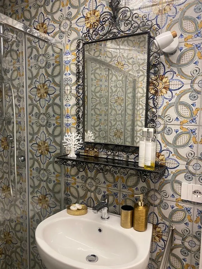 Emanuele Domus Apartment 卡塔尼亚