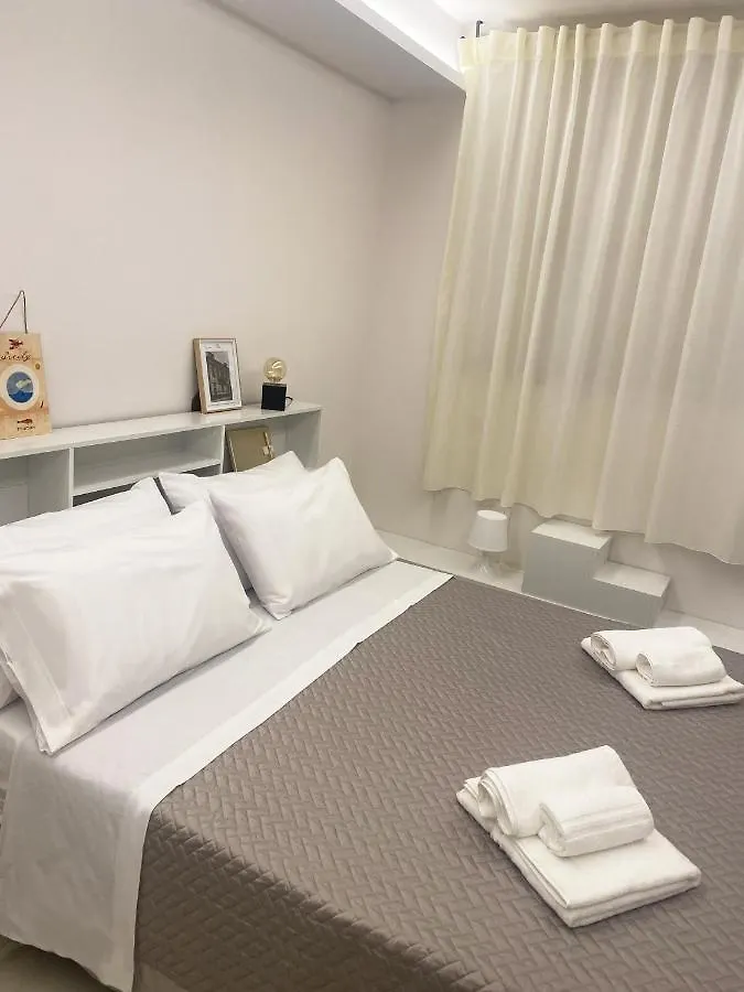 Emanuele Domus Apartment 卡塔尼亚
