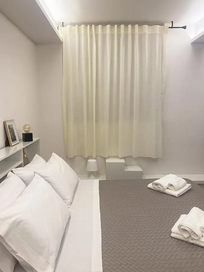 Emanuele Domus Apartment 卡塔尼亚